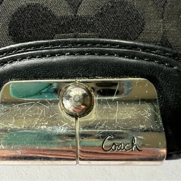 Coach Kristen Op Art Signature Black Silver Envelope Wallet - Picture 6 of 11